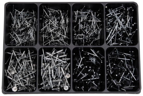 725-delni set kovic s kleščami za v sistemsko ohišje