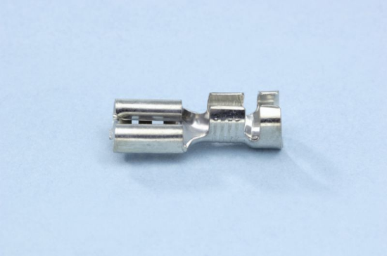 Ploščata vtična spojka