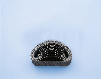 Brusni trak iz aluminijevega oksida za ročne brusilnike