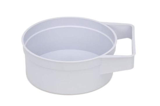 Plastična posoda z ročajem