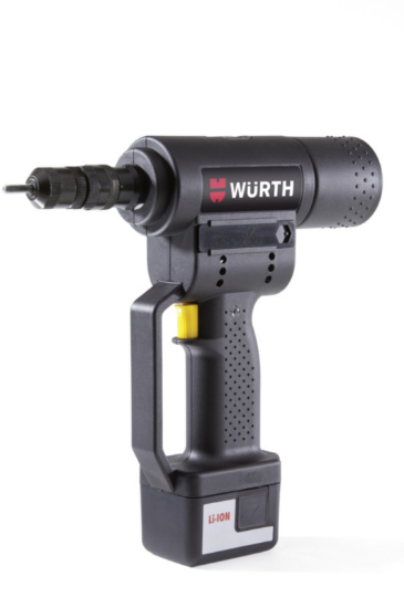 Akku naprava za vtisne matice