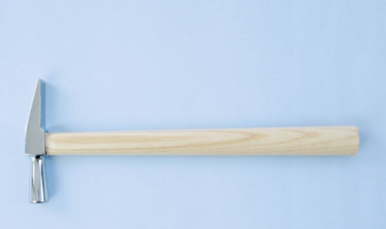 Kladivo za dodelavo laka 