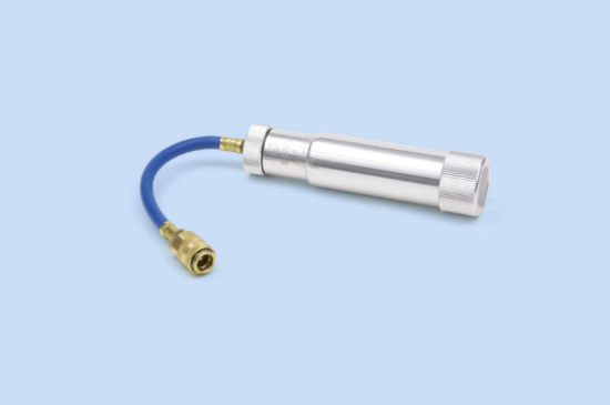 Črpalka za vnašanje dodatkov v klimo