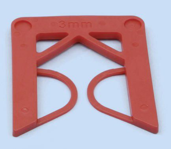 Namestitvena distančna sponka 