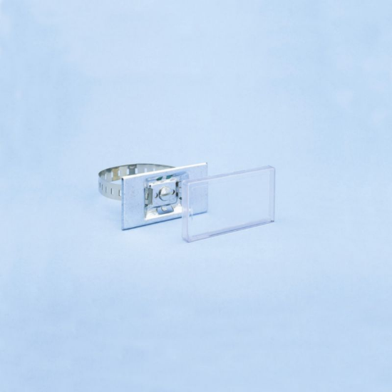 Označevalna ploščica z nosilcem za trak