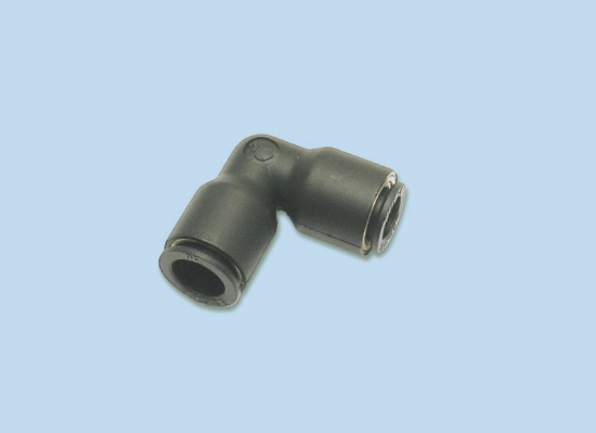 Plastična kotna spojka za zrak