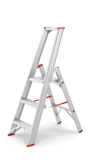 Aluminijasta lestev s polico