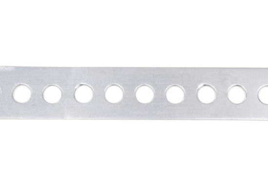 luknjan montažni trak, brez robne perforacije 