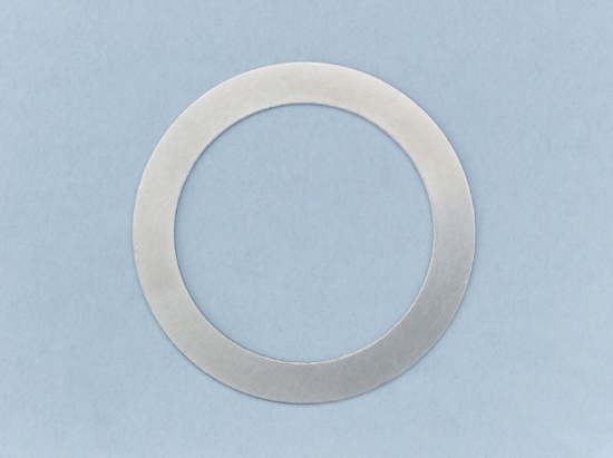 distančna podložka 