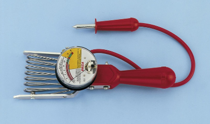 Obremenilne analogne klešče za akumulator