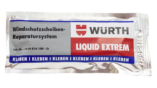 Reperaturna tekočina za odrgnine na steklu