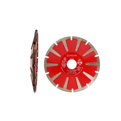 Slika Diamantna rezalna plošča z ukrivljenim nosilnim telesom za ukrivljene reze